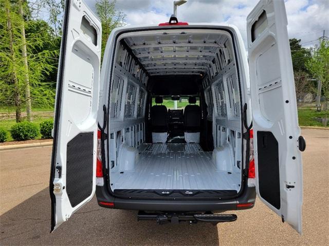 new 2024 Mercedes-Benz Sprinter 2500 car, priced at $65,458