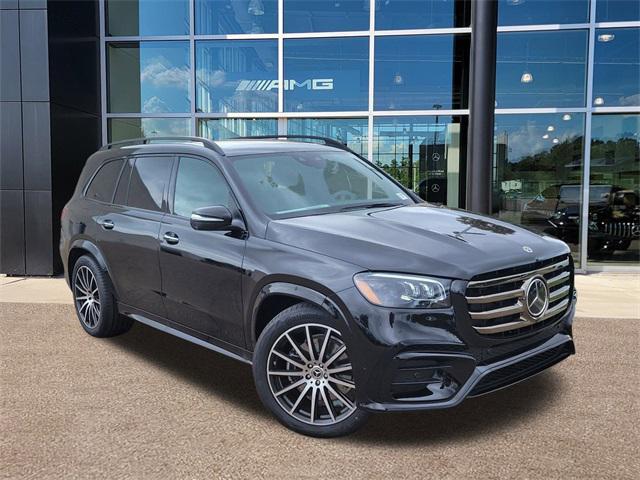 new 2025 Mercedes-Benz GLS 450 car, priced at $97,910