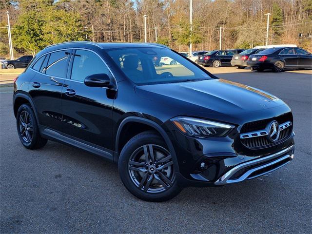 new 2025 Mercedes-Benz GLA 250 car, priced at $49,795