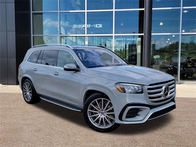 new 2025 Mercedes-Benz GLS 450 car, priced at $101,275