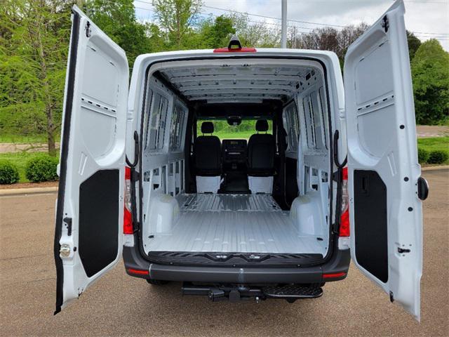 new 2024 Mercedes-Benz Sprinter 2500 car, priced at $58,083