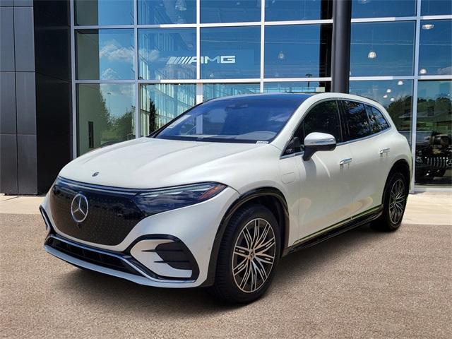 new 2023 Mercedes-Benz EQS 580 car, priced at $139,300