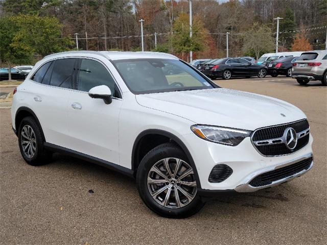 new 2025 Mercedes-Benz GLC 300 car, priced at $52,435