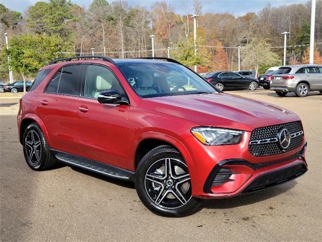 new 2025 Mercedes-Benz GLE 450 car, priced at $85,360