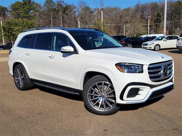 new 2025 Mercedes-Benz GLS 450 car, priced at $102,765