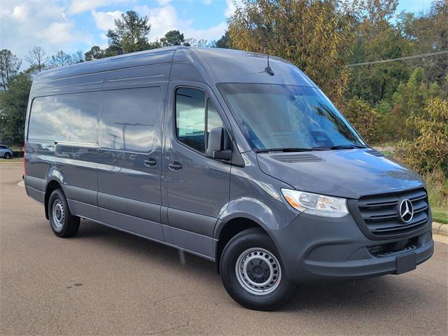 new 2025 Mercedes-Benz Sprinter 2500 car, priced at $65,153