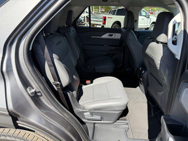 new 2025 Ford Explorer car, priced at $47,600