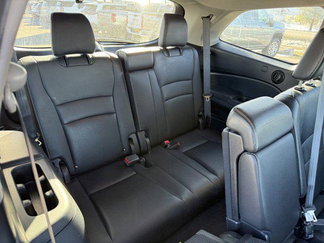 used 2021 Honda Pilot car, priced at $29,005