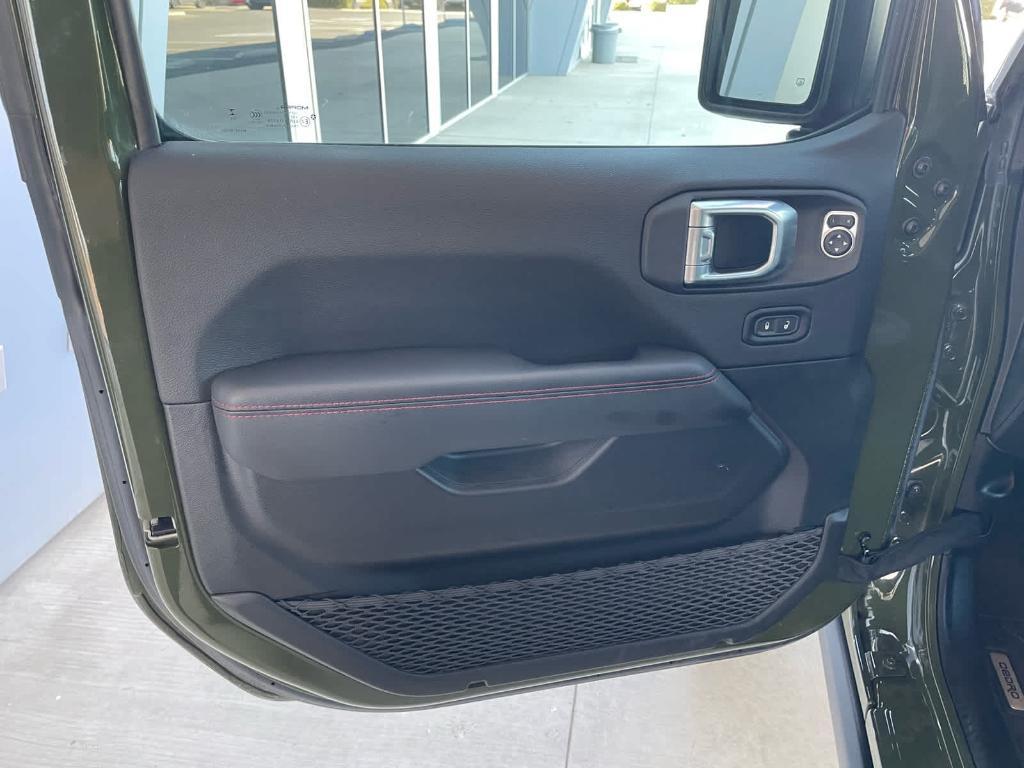 used 2023 Jeep Gladiator car, priced at $41,987