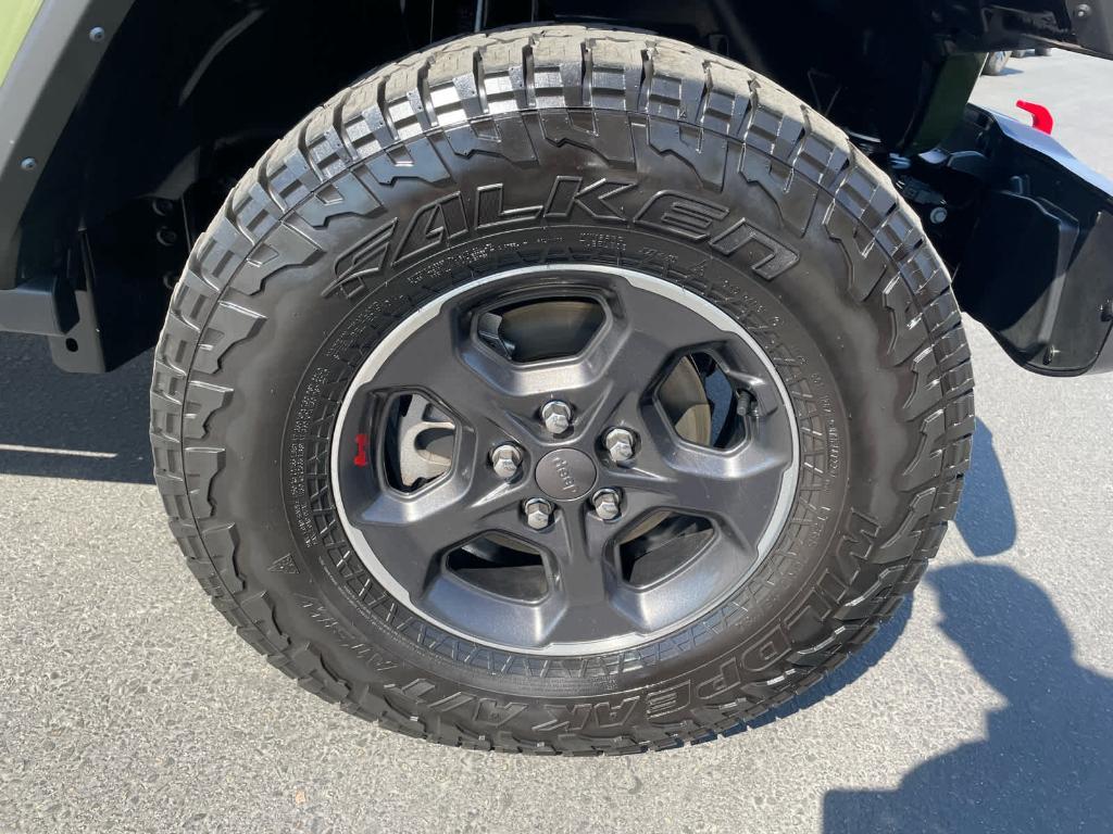 used 2023 Jeep Gladiator car, priced at $41,987