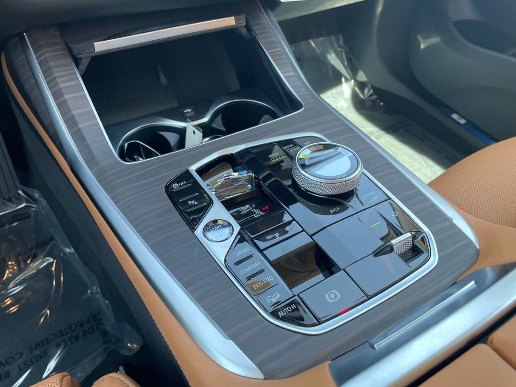 new 2026 BMW X7 car, priced at $94,265