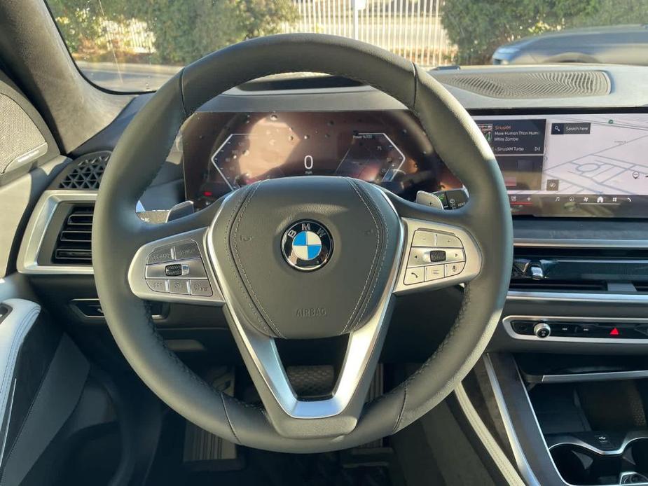 new 2025 BMW X7 car, priced at $94,850