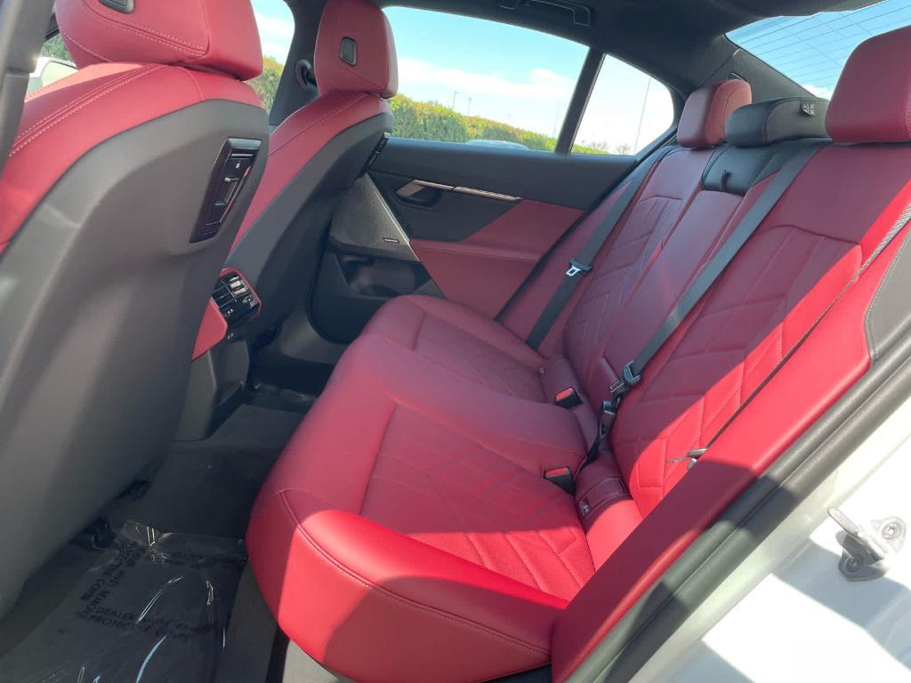 new 2025 BMW 540 car, priced at $78,375