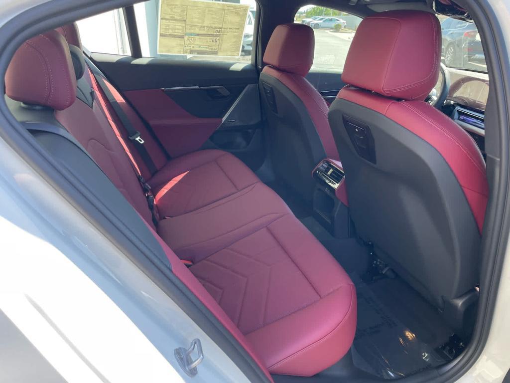 new 2025 BMW 540 car, priced at $78,375