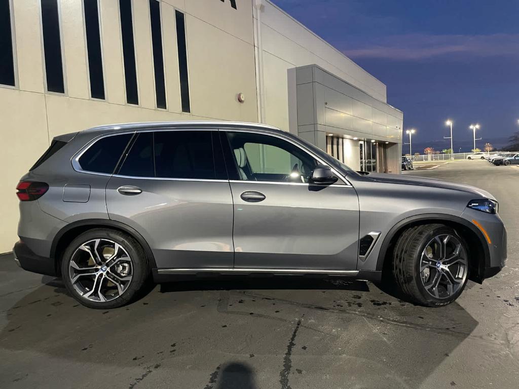 new 2025 BMW X5 PHEV car, priced at $81,590