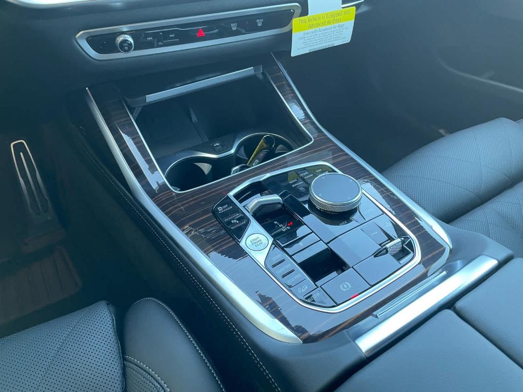 new 2026 BMW X7 car, priced at $92,775