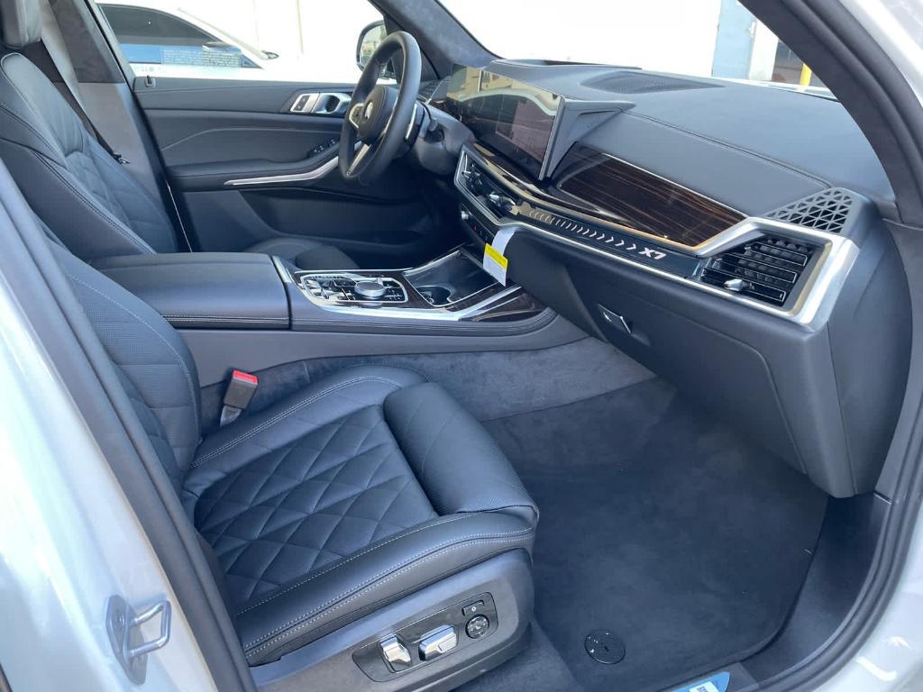 new 2026 BMW X7 car, priced at $92,775