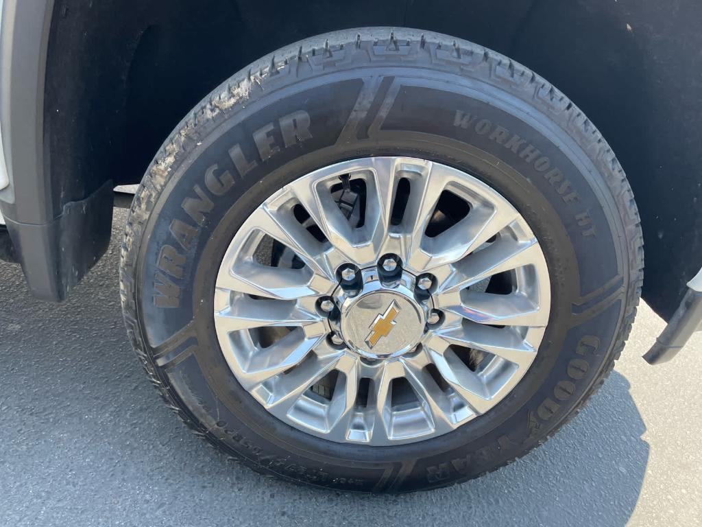 used 2022 Chevrolet Silverado 2500 car, priced at $63,815
