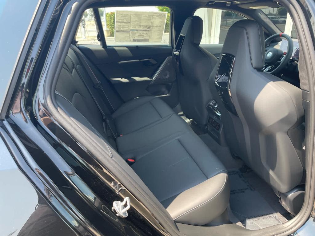 new 2025 BMW M5 car, priced at $129,775