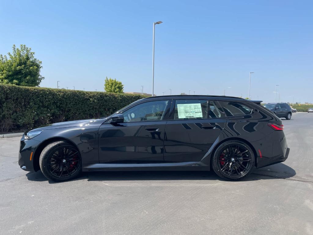 new 2025 BMW M5 car, priced at $129,775