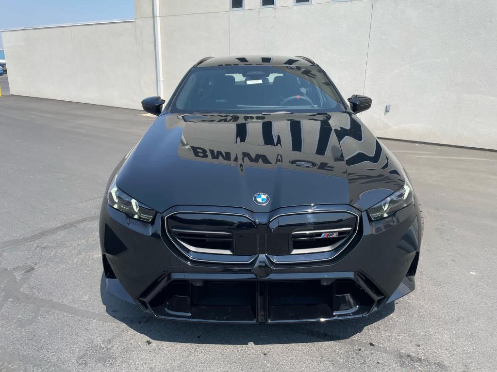 new 2025 BMW M5 car, priced at $129,775