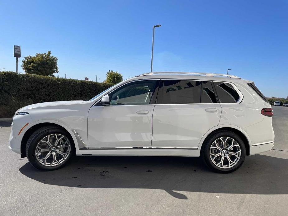 new 2025 BMW X7 car, priced at $90,050