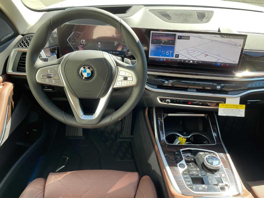 new 2025 BMW X7 car, priced at $90,050