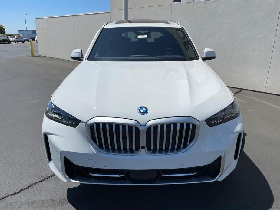 new 2025 BMW X5 PHEV car, priced at $83,440