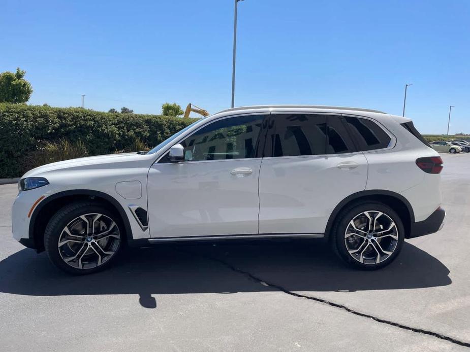 new 2025 BMW X5 PHEV car, priced at $83,440