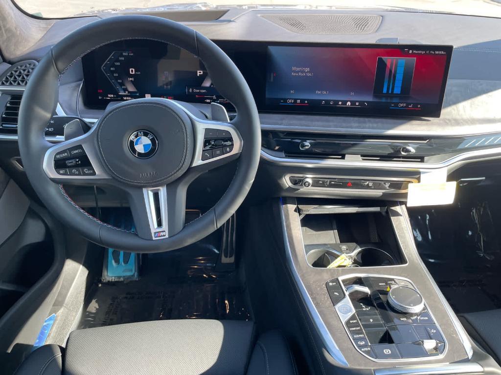 new 2025 BMW X7 car, priced at $114,245