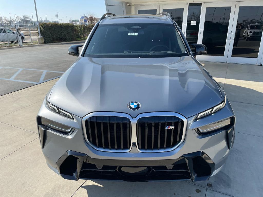 new 2025 BMW X7 car, priced at $114,245