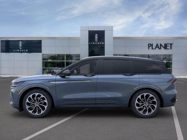 new 2025 Lincoln Nautilus car, priced at $66,016