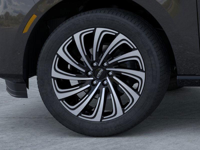 new 2025 Lincoln Navigator car, priced at $120,590