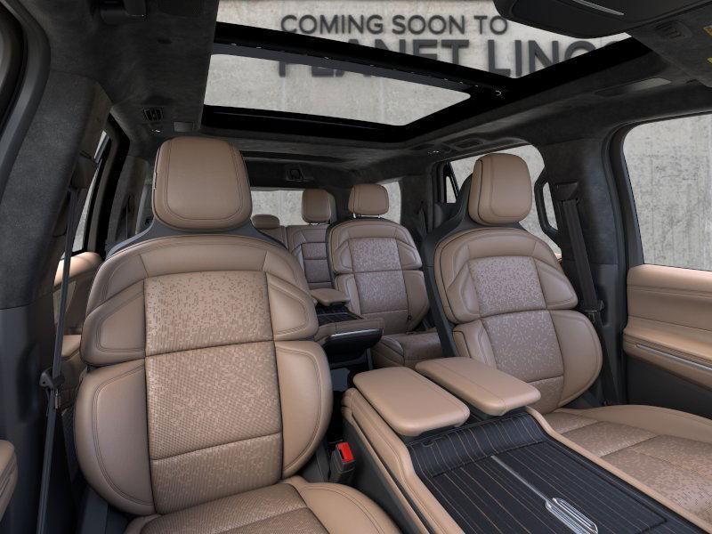 new 2025 Lincoln Navigator car, priced at $120,590