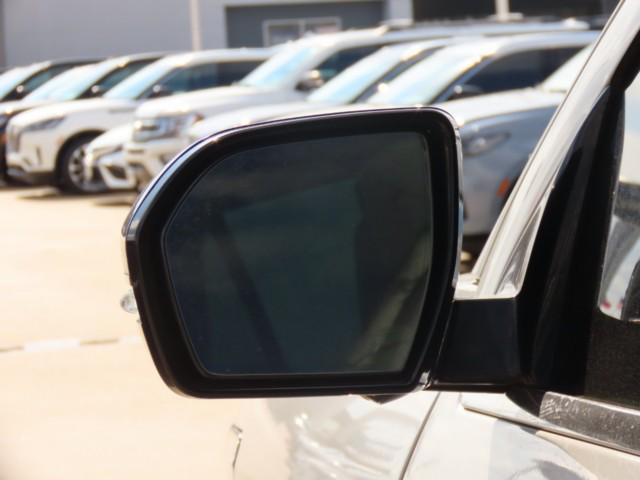 used 2020 Lincoln Navigator car, priced at $32,911