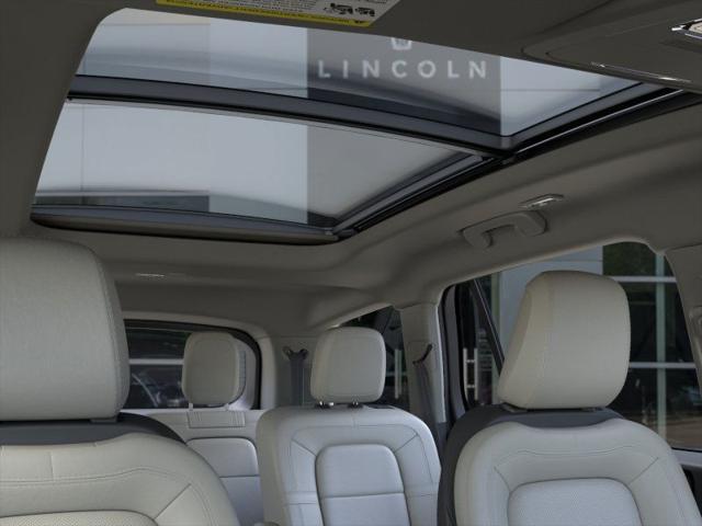 new 2025 Lincoln Aviator car, priced at $72,825