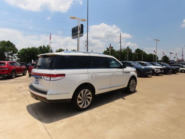 used 2022 Lincoln Navigator car