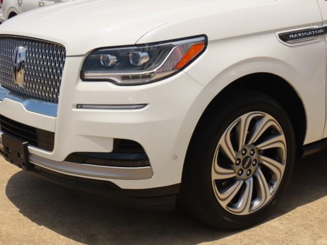 used 2022 Lincoln Navigator car