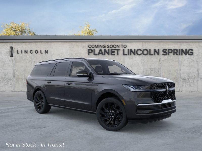new 2025 Lincoln Navigator car, priced at $107,797