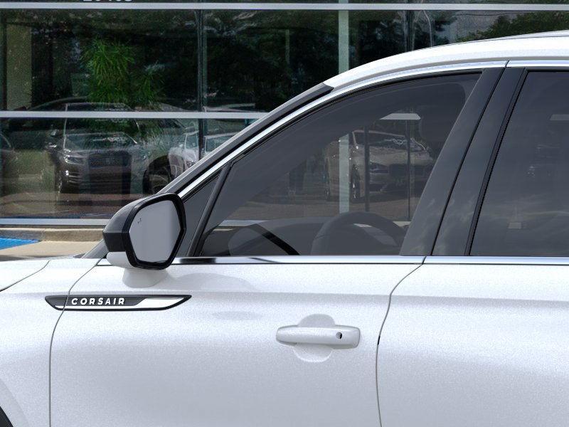 new 2025 Lincoln Corsair car, priced at $39,301