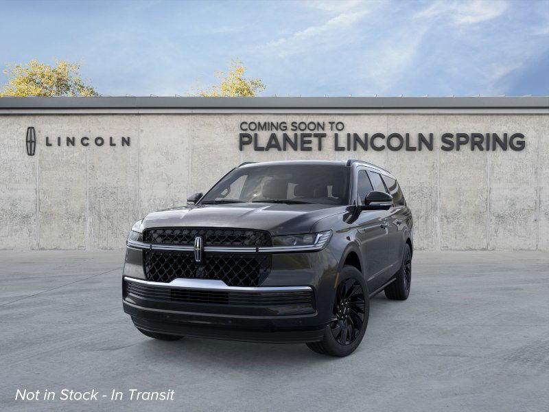 new 2025 Lincoln Navigator car, priced at $107,077