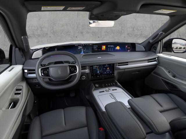 new 2025 Lincoln Navigator car, priced at $103,625