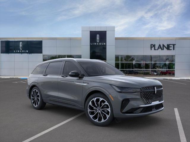 new 2025 Lincoln Nautilus car, priced at $59,832