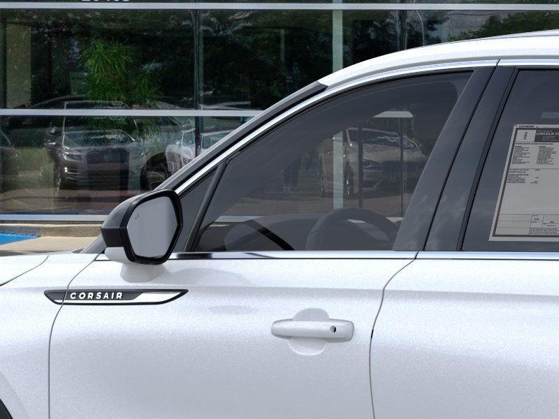 new 2025 Lincoln Corsair car, priced at $40,541