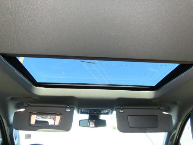 used 2022 GMC Sierra 1500 car, priced at $33,911