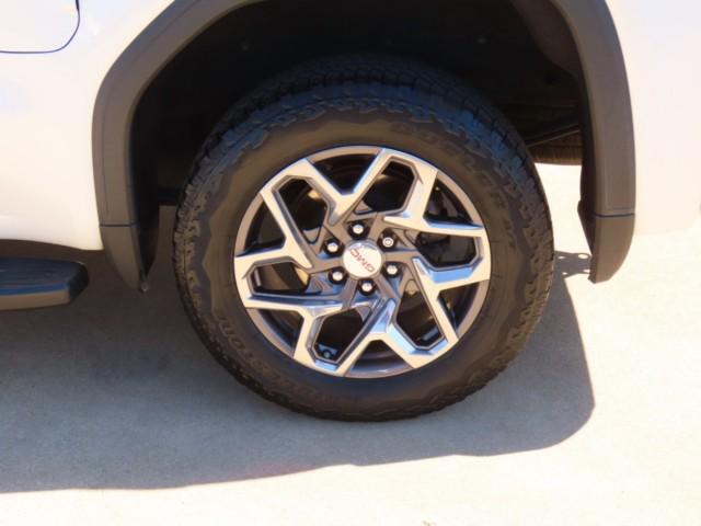 used 2022 GMC Sierra 1500 car, priced at $33,911