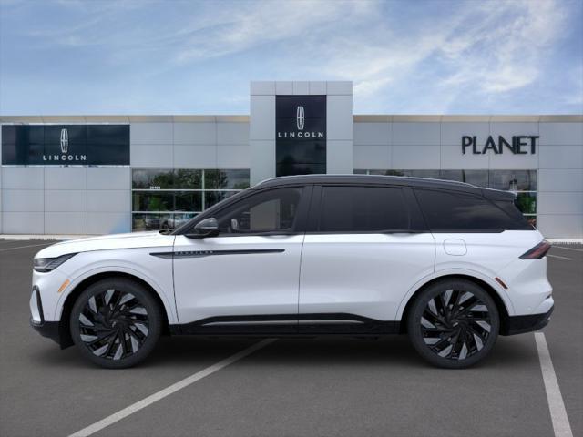 new 2024 Lincoln Nautilus car, priced at $60,095