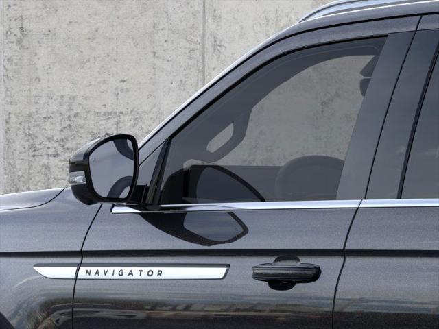 new 2025 Lincoln Navigator car, priced at $99,950