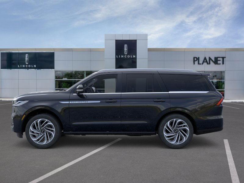 new 2025 Lincoln Navigator car, priced at $97,910