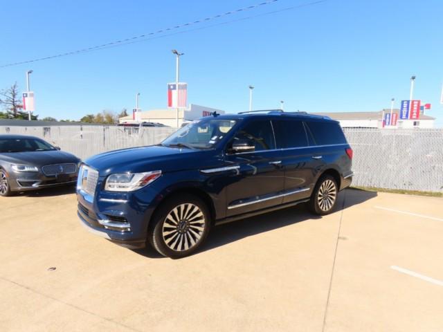 used 2018 Lincoln Navigator car, priced at $30,911